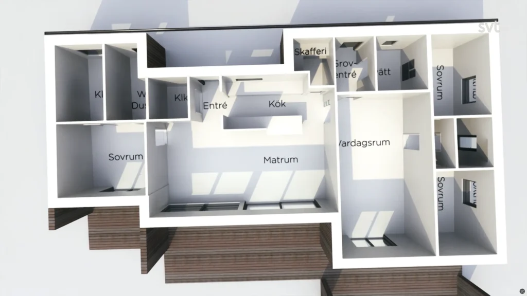 Stiligt - En vy uppifrån och ned av en planlösning för ett hus med märkta rum på svenska, inklusive sovrum, kök, skafferi, vardagsrum och entréer.
