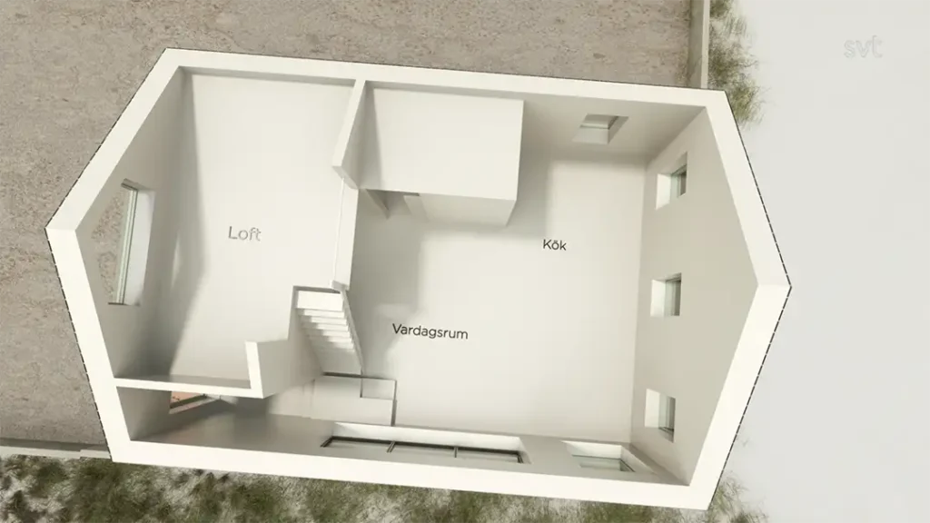 Stiligt - Rensat planritning av ett litet hus med märkta ytor: Loft, Vardagsrum (vardagsrum) och Kök (kök). Flera fönster och trappor som leder till loftet är synliga.
